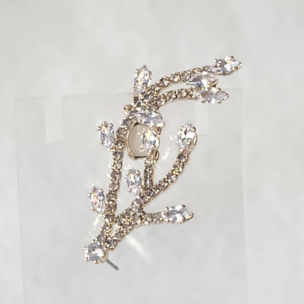 Crystal Avenue Cubic Zirconia Vine Ear Cuff Earring For Pierced Ears Vine Design